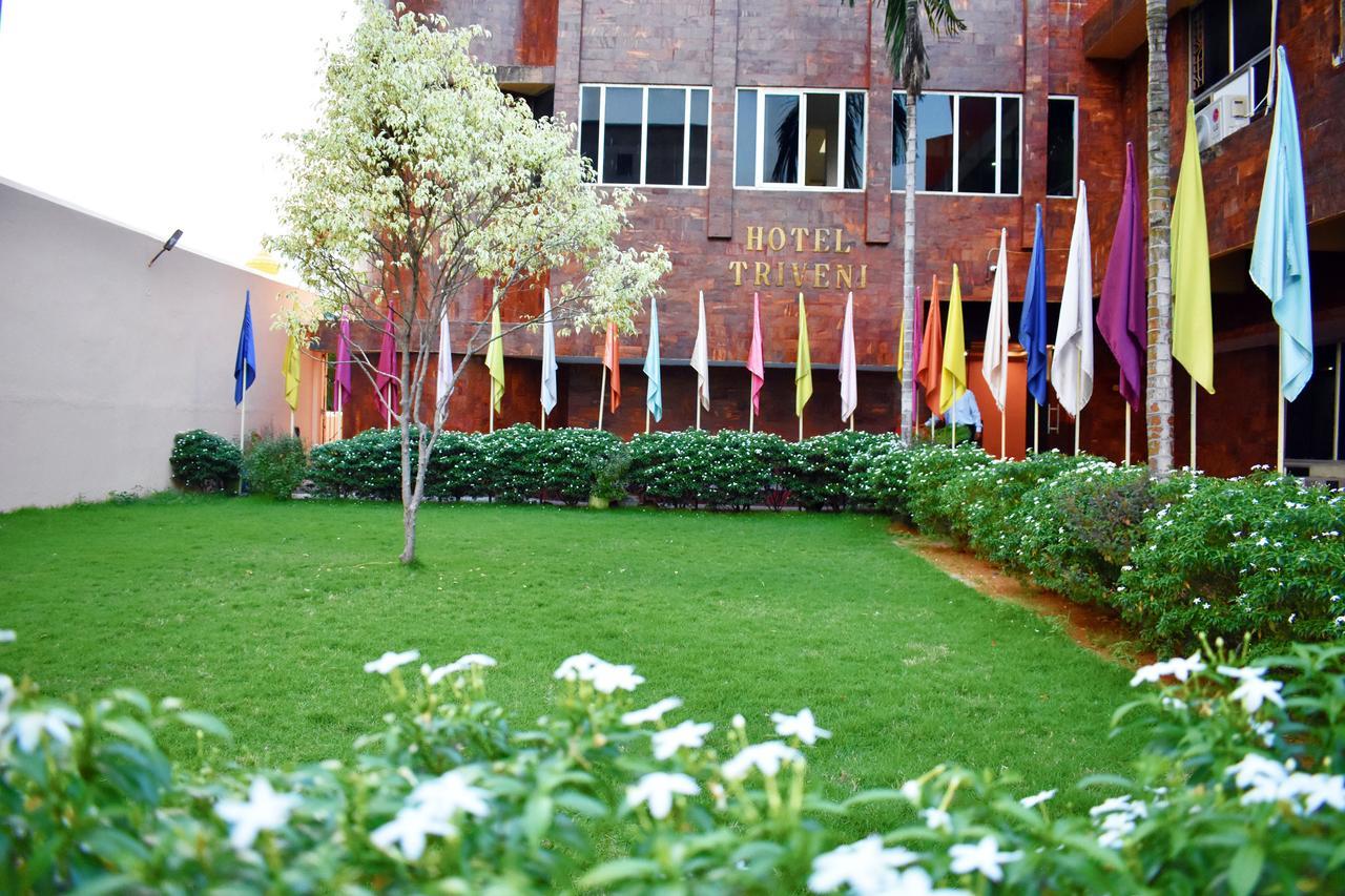 Hotel Triveni Balangir Exterior photo